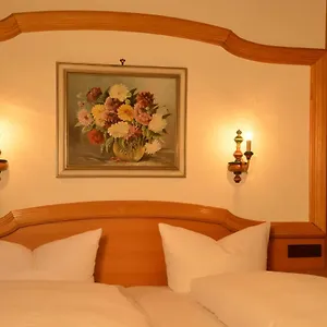 Hotel Edelweiss Garni, Reit im Winkl